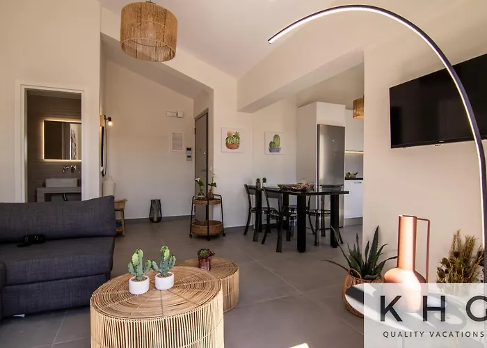Platea Complex! Myrtos 1 Bed Apartment, Fteri Open Plan Studio! * Argostoli (Kefalonia)