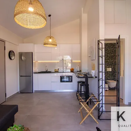 Platea Complex! Myrtos 1 Bed Apartment, Fteri Open Plan Studio! Apartament Argostoli (Kefalonia)